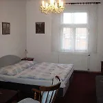 Ξενοδοχείο Klara 3*